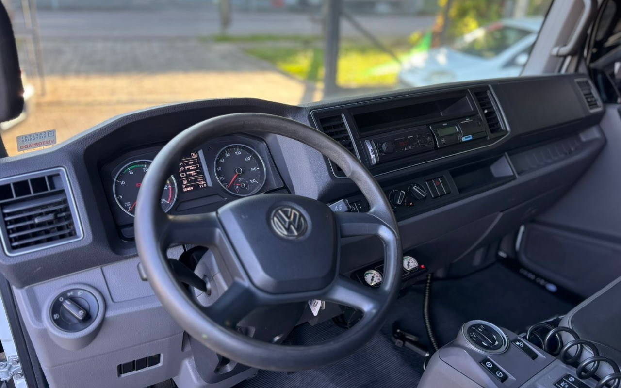 imagem-https://www.socarrao.com.br/sc-vehicle-images-prod/2816635/1784822395677-V2hhdHNBcHAgSW1hZ2UgMjAyNi0wMy0wNCBhdCAxMS4zOS4yNCAoMSkuanBlZw.jpeg
