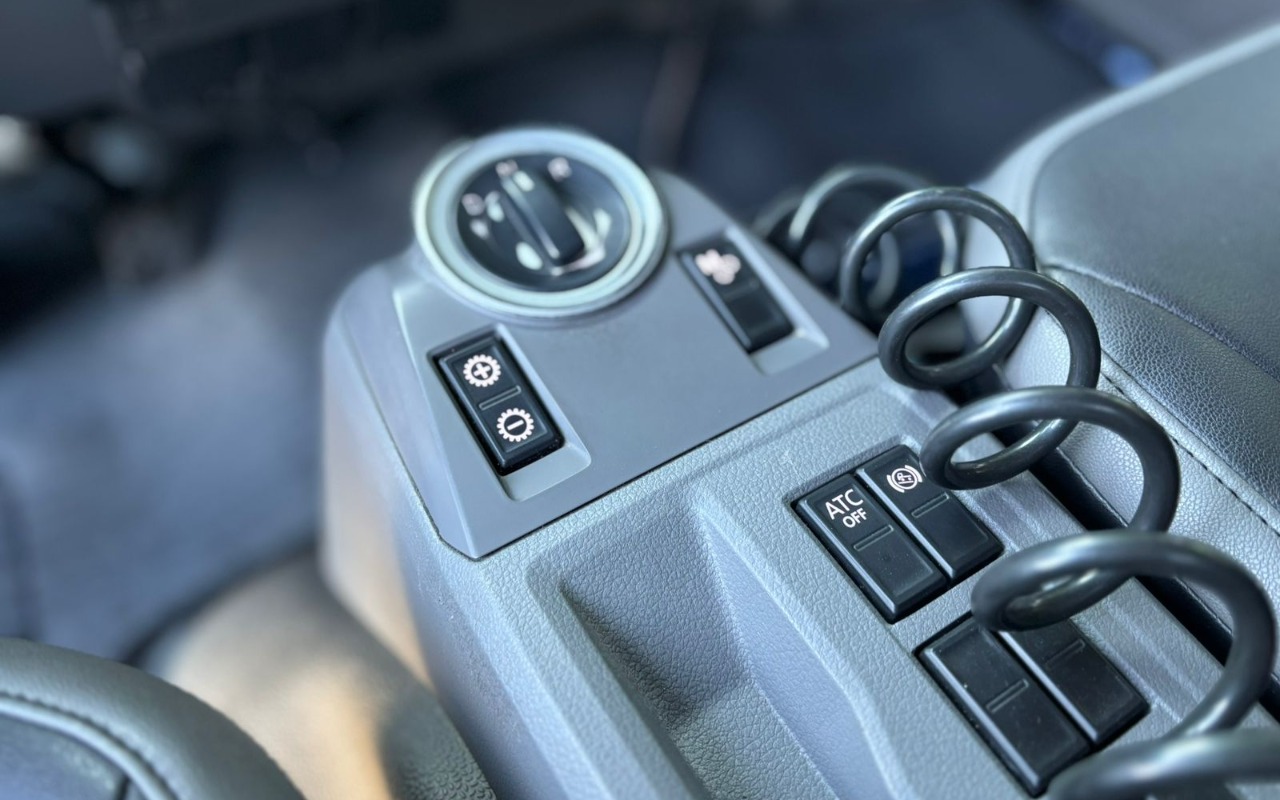 imagem-https://www.socarrao.com.br/sc-vehicle-images-prod/2816635/1784822396007-V2hhdHNBcHAgSW1hZ2UgMjAyNi0wMy0wNCBhdCAxMS4zOS4yNSAoMikuanBlZw.jpeg