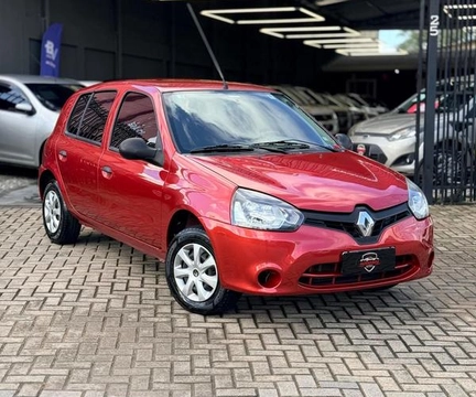 Renault Clio 2014 Vermelho — foto 1 de 3