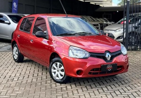 Renault Clio 2014 Vermelho — foto 1 de 3