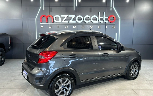 imagem-https://www.socarrao.com.br/sc-vehicle-images-prod/2817360/1784825817666-003_7ab839242d725414e85686146da783dc.jpeg