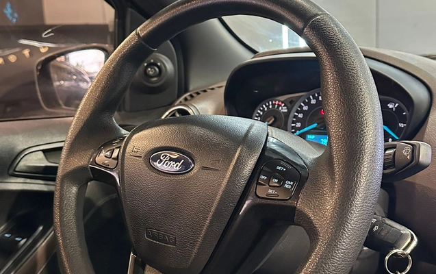 imagem-https://www.socarrao.com.br/sc-vehicle-images-prod/2817360/1784825817676-003_0100d1b3f8c2704494585c27ef550454.jpeg