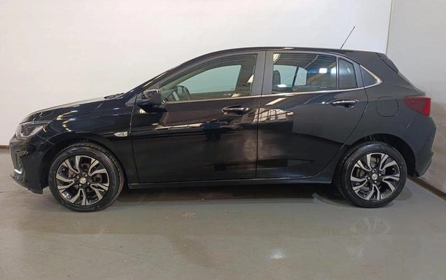 imagem-https://www.socarrao.com.br/sc-vehicle-images-prod/2817761/1788542029176-8308458_1_B_1467db18c1.jpeg
