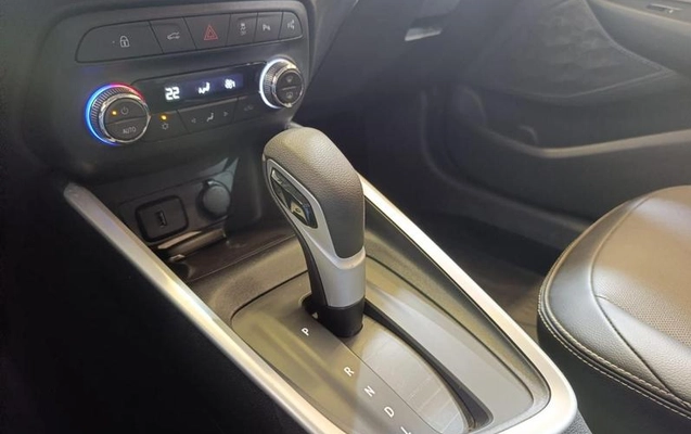 imagem-https://www.socarrao.com.br/sc-vehicle-images-prod/2817761/1788542029204-8308458_3_B_1a811bbc70.jpeg