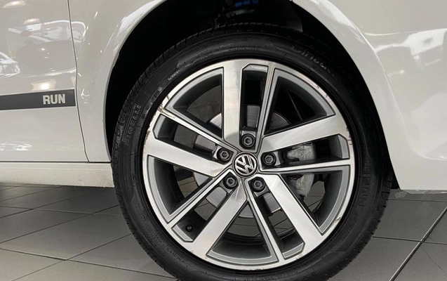 imagem-https://www.socarrao.com.br/sc-vehicle-images-prod/2817791/1785183598886-8308403_8_B_d31225fc48.jpeg