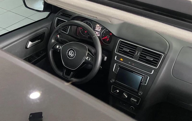 imagem-https://www.socarrao.com.br/sc-vehicle-images-prod/2817791/1785183598892-8308403_14_B_612f16a929.jpeg