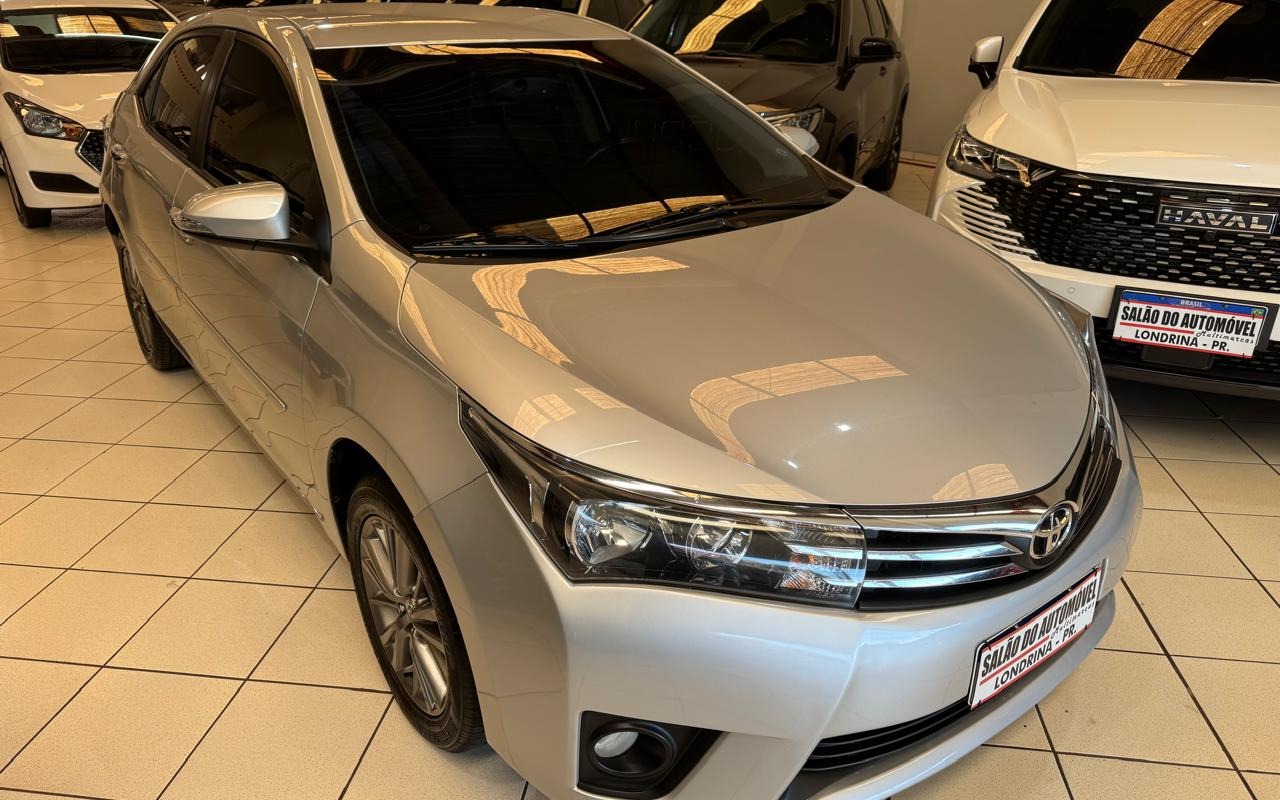 Toyota Corolla 2017 Prata — foto 1 de 3