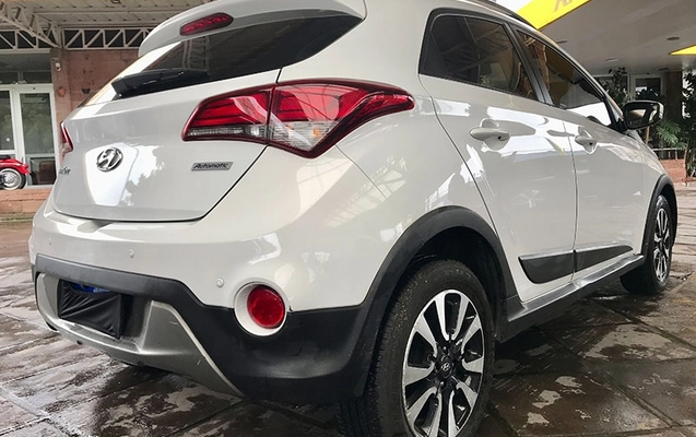 imagem-https://www.socarrao.com.br/sc-vehicle-images-prod/2818179/1784832228796-5jW9lzmOcIlr3caDbhts1NTKNm6aXS3J.jpg