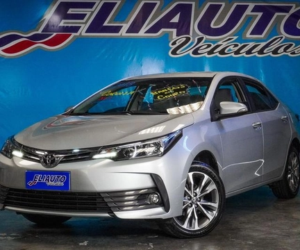 Toyota Corolla 2018 Prata — foto 1 de 3