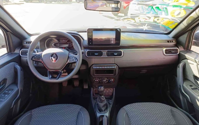 imagem-https://www.socarrao.com.br/sc-vehicle-images-prod/2818376/1784829886709-YXBwLXBob3Rvcy1IdUxtb1FoSnREeUZqUERFSThzVUExT0xpSkNHdXIwWC5qcGc.jpg