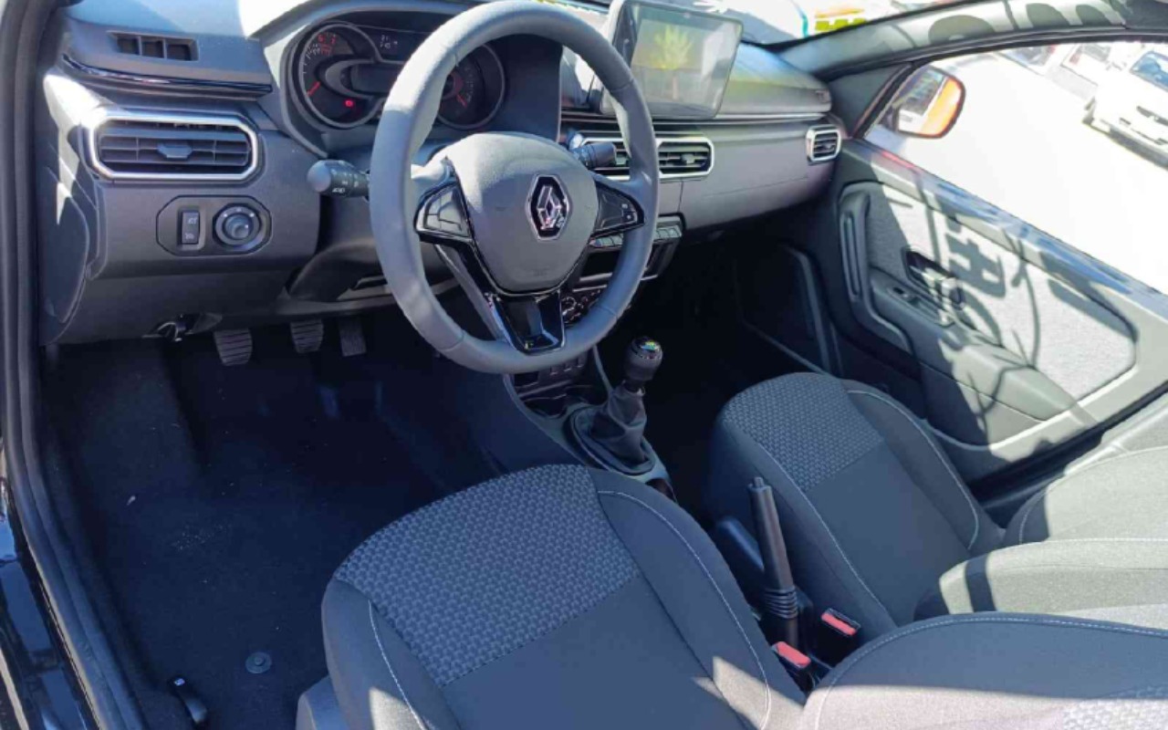 imagem-https://www.socarrao.com.br/sc-vehicle-images-prod/2818376/1784829886920-YXBwLXBob3Rvcy1HUDgxOTVWWk13MUp2N0h3SWg0UVJoV0xTVzJnWWFuMy5qcGc.jpg