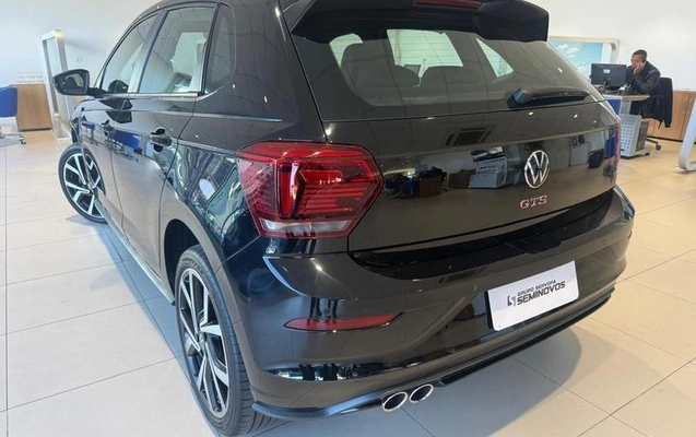 imagem-https://www.socarrao.com.br/sc-vehicle-images-prod/2818472/1784830257360-8285580_4_B_7d6f74e245.jpeg