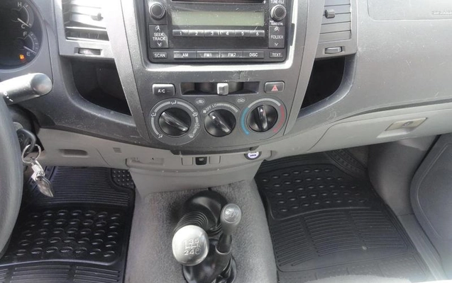imagem-https://www.socarrao.com.br/sc-vehicle-images-prod/2818515/1791468672625-8308773_13_B_e47d2ec531.jpeg