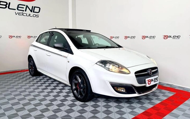 imagem-https://www.socarrao.com.br/sc-vehicle-images-prod/2818559/1784830727087-8308841_7_B_74832c4a98.jpeg