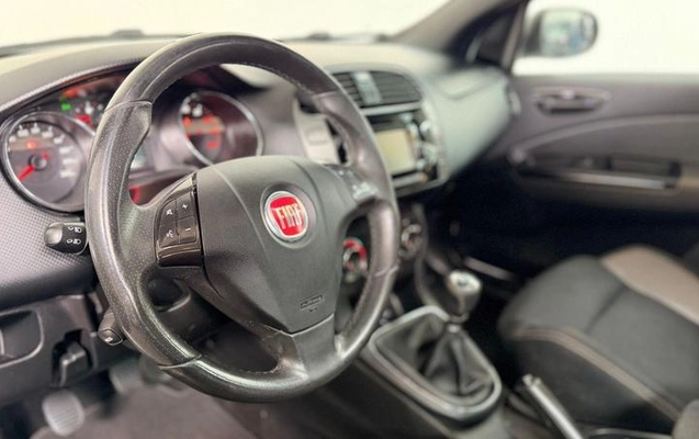 imagem-https://www.socarrao.com.br/sc-vehicle-images-prod/2818559/1784830727096-8308841_0_B_998d951d27.jpeg