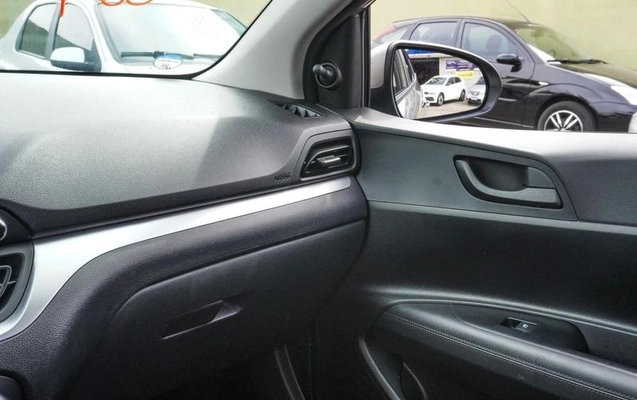 imagem-https://www.socarrao.com.br/sc-vehicle-images-prod/2818560/1787324892627-8289201_12_B_286bb254b1.jpeg
