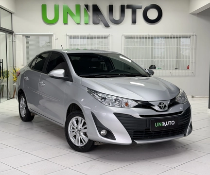 Toyota Yaris 2019 Prata — foto 1 de 3