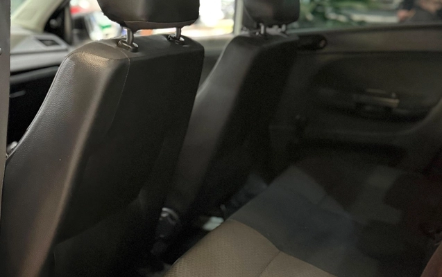 imagem-https://www.socarrao.com.br/sc-vehicle-images-prod/2818703/1784831333305-ZWE0MzcyMzItOTFmNi00ZjA1LWFiZmEtNDI1MzI0NzZlOTE3LmpwZWc.jpeg