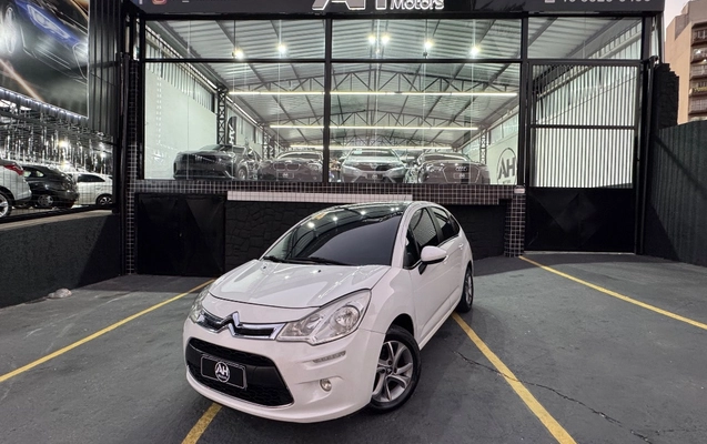 imagem-https://www.socarrao.com.br/sc-vehicle-images-prod/2818761/1789670429761-gb-517a58c.jpeg