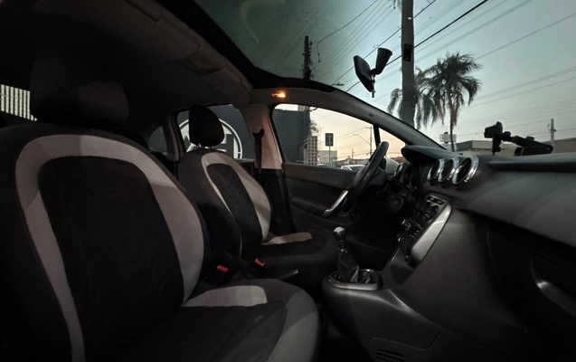 imagem-https://www.socarrao.com.br/sc-vehicle-images-prod/2818761/1789670429773-gb-017207c.jpeg