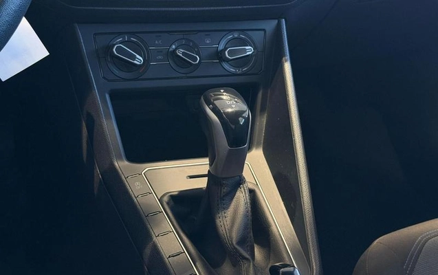 imagem-https://www.socarrao.com.br/sc-vehicle-images-prod/2818782/1791304873507-8293333_1_B_269d52cb6b.jpeg