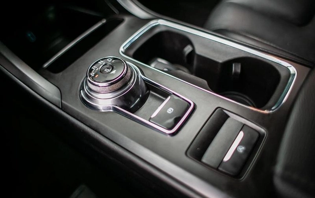 imagem-https://www.socarrao.com.br/sc-vehicle-images-prod/2818797/1788176965445-8308823_12_B_9d6116b95c.jpeg