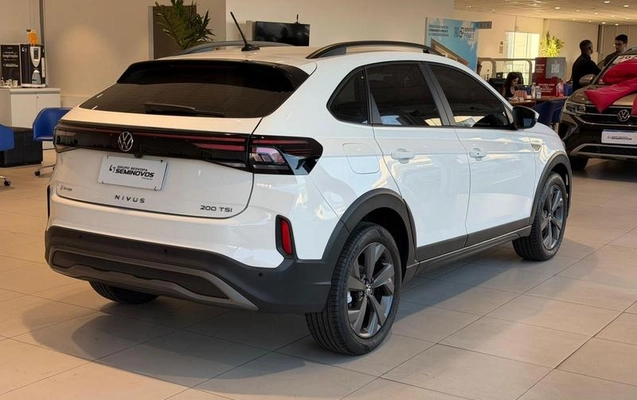 imagem-https://www.socarrao.com.br/sc-vehicle-images-prod/2818801/1791305959840-8293796_4_B_27f4e4f18e.jpeg
