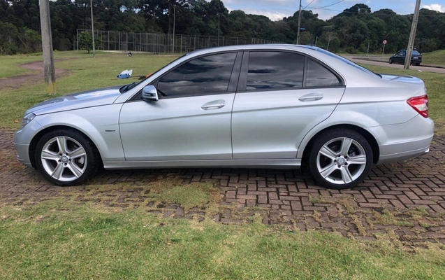 imagem-https://www.socarrao.com.br/sc-vehicle-images-prod/2819069/1784836082706-f5YRRkrAG0DoqbMQEtbH2zkwQm34nw1m.jpg