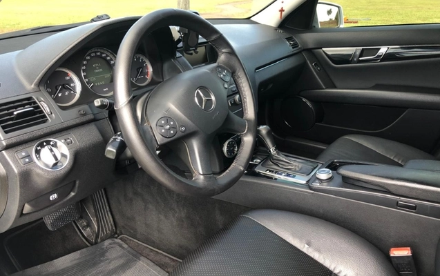 imagem-https://www.socarrao.com.br/sc-vehicle-images-prod/2819069/1784836082711-veILPj98JSBMW4MKoig74YxsKGvEUjWl.jpg