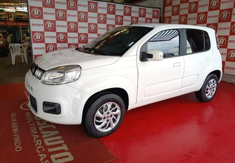 Fiat Uno 2015 Branco — foto 1 de 3