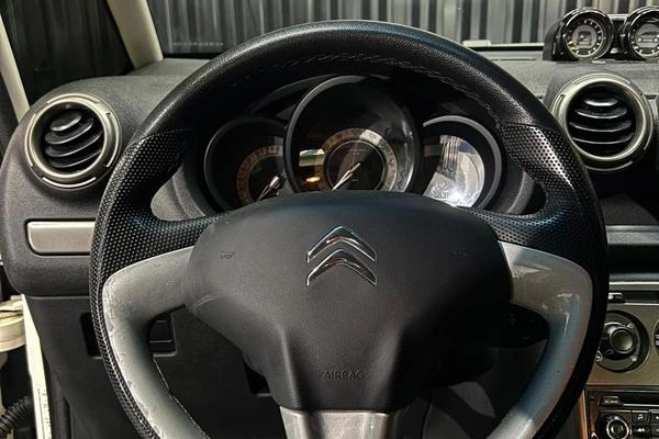 imagem-https://www.socarrao.com.br/sc-vehicle-images-prod/2819175/1790705590679-8308611_4_B_7e0d3d90da.jpeg