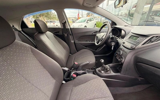 imagem-https://www.socarrao.com.br/sc-vehicle-images-prod/2819180/1786042546468-8296607_16_B_ceb8b83084.jpeg