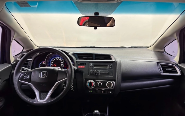 imagem-https://www.socarrao.com.br/sc-vehicle-images-prod/2819215/1784833725859-832e3348-b234-472a-a61b-c5cc8e97930f.jpg