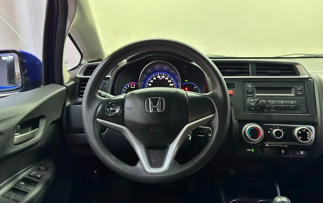 imagem-https://www.socarrao.com.br/sc-vehicle-images-prod/2819215/1784833725860-9c00dfc9-5c8b-447f-9f6a-28d4806ebaa9.jpg