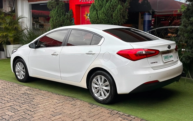 imagem-https://www.socarrao.com.br/sc-vehicle-images-prod/2819247/1784833927951-9cda79da-357b-479d-9779-3312e14d9dff.jpg