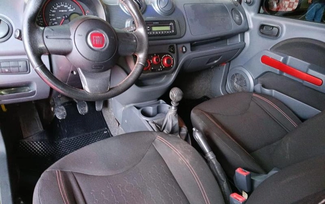 imagem-https://www.socarrao.com.br/sc-vehicle-images-prod/2819257/1784833959578-8265930_9_B_9f76d4d798.jpeg