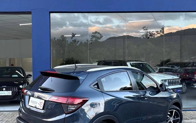 imagem-https://www.socarrao.com.br/sc-vehicle-images-prod/2819301/1784834130136-a2b22738a3b044f7b0e6e0e9ecd6a899_1784831797947.jpg