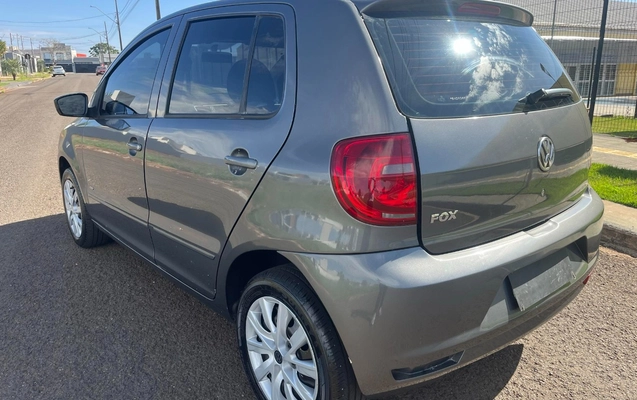 imagem-https://www.socarrao.com.br/sc-vehicle-images-prod/2819992/1784837328996-MmI3YzYzMWMtMTRjMi00YTc4LTkwZWUtYjcwODcxYzIzZjllLmpwZw.jpg