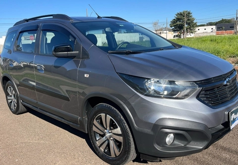 Chevrolet Spin 2023 Cinza — foto 1 de 3