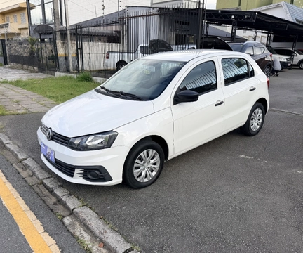 Volkswagen Gol 2018 Branco — foto 1 de 3