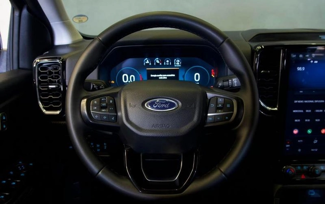 imagem-https://www.socarrao.com.br/sc-vehicle-images-prod/2820288/1788527433125-8309583_0_B_9de71adb56.jpeg