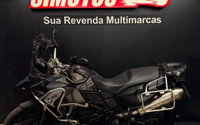 imagem-https://www.socarrao.com.br/sc-vehicle-images-prod/2820338/1784838615796-03cbf35d2a5240a985e8349a9d304e11_1784838442806.jpg
