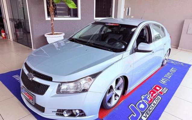 imagem-https://www.socarrao.com.br/sc-vehicle-images-prod/2820365/1792100331844-8304120_11_B_58423ceff2.jpeg