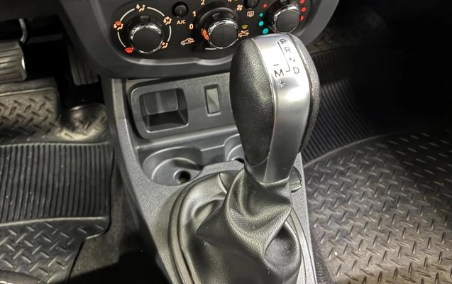 imagem-https://www.socarrao.com.br/sc-vehicle-images-prod/2820473/1786555116570-8305950_11_B_5bd09449d0.jpeg