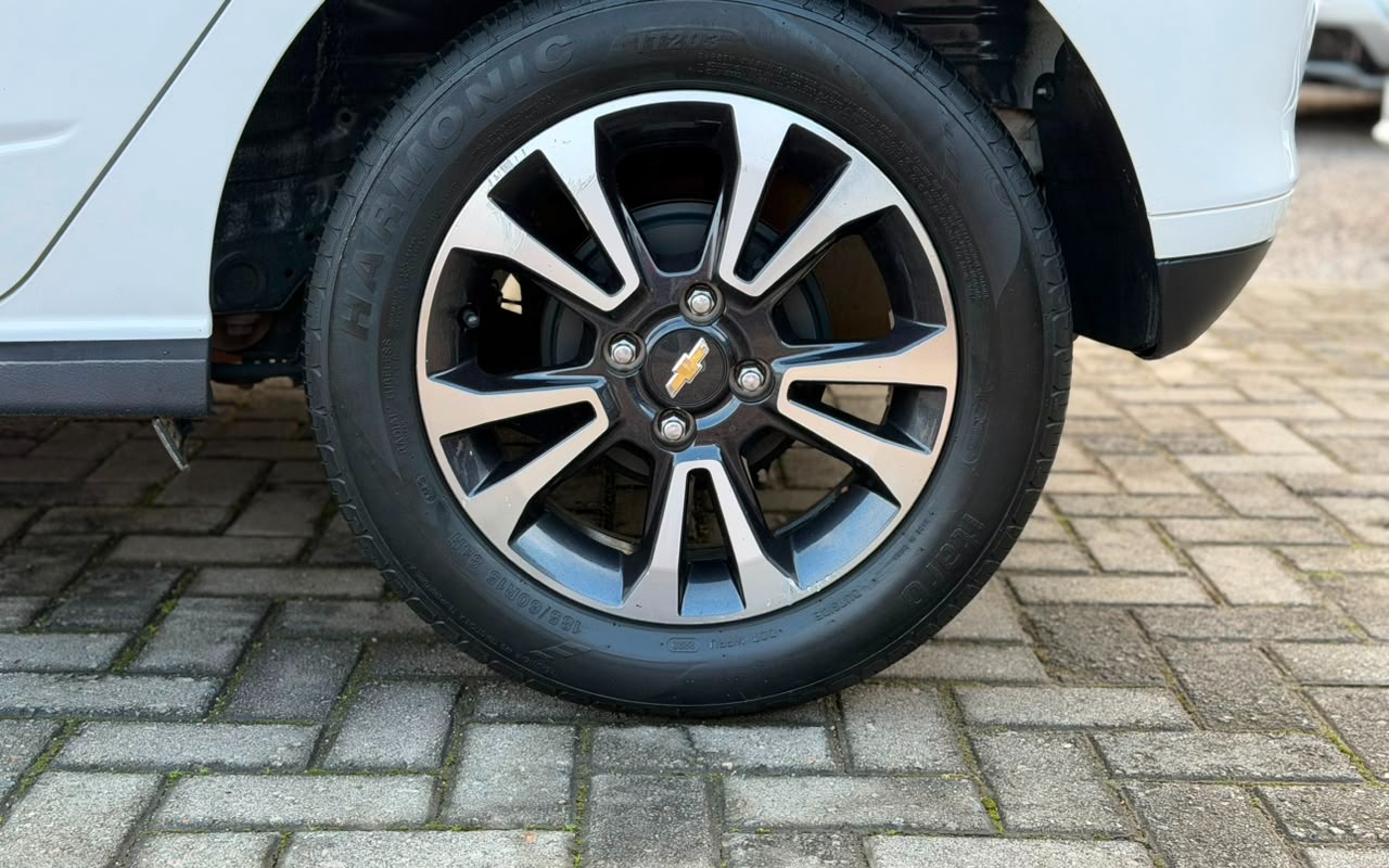 imagem-https://www.socarrao.com.br/sc-vehicle-images-prod/2820475/1784839334491-V2hhdHNBcHAgSW1hZ2UgMjAyNi0wNy0yMyBhdCAxNi40NC41OCAoMSkuanBlZw.jpeg