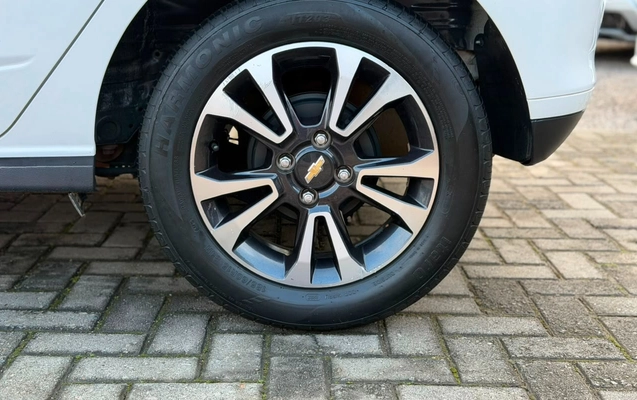 imagem-https://www.socarrao.com.br/sc-vehicle-images-prod/2820475/1784839334491-V2hhdHNBcHAgSW1hZ2UgMjAyNi0wNy0yMyBhdCAxNi40NC41OCAoMSkuanBlZw.jpeg