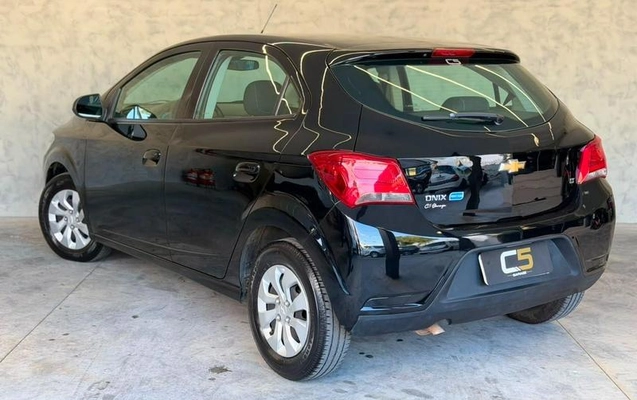 imagem-https://www.socarrao.com.br/sc-vehicle-images-prod/2820615/1789670092449-8260845_16_B_ee07c2d296.jpeg