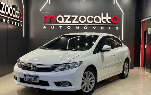 imagem-https://www.socarrao.com.br/sc-vehicle-images-prod/2820636/1784839852078-003_4f85aff5251ed554f73e6e9a43dd79db.jpeg