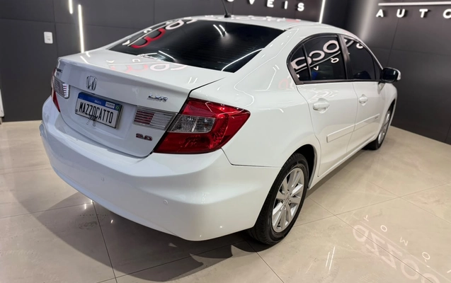imagem-https://www.socarrao.com.br/sc-vehicle-images-prod/2820636/1784839852081-003_da63adb188769be41859ef589bc757a2.jpeg