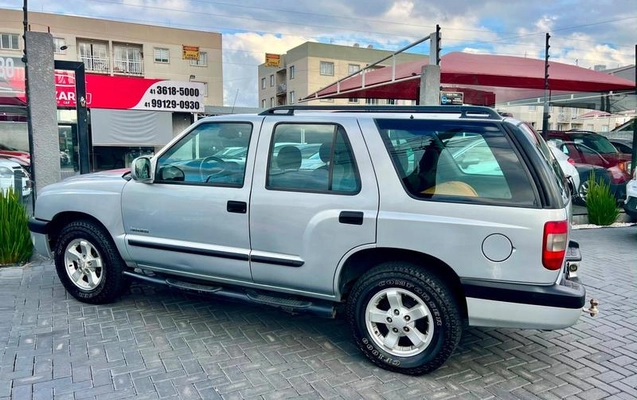 imagem-https://www.socarrao.com.br/sc-vehicle-images-prod/2820655/1786040903845-8207064_12_B_0fe3a83e79.jpeg